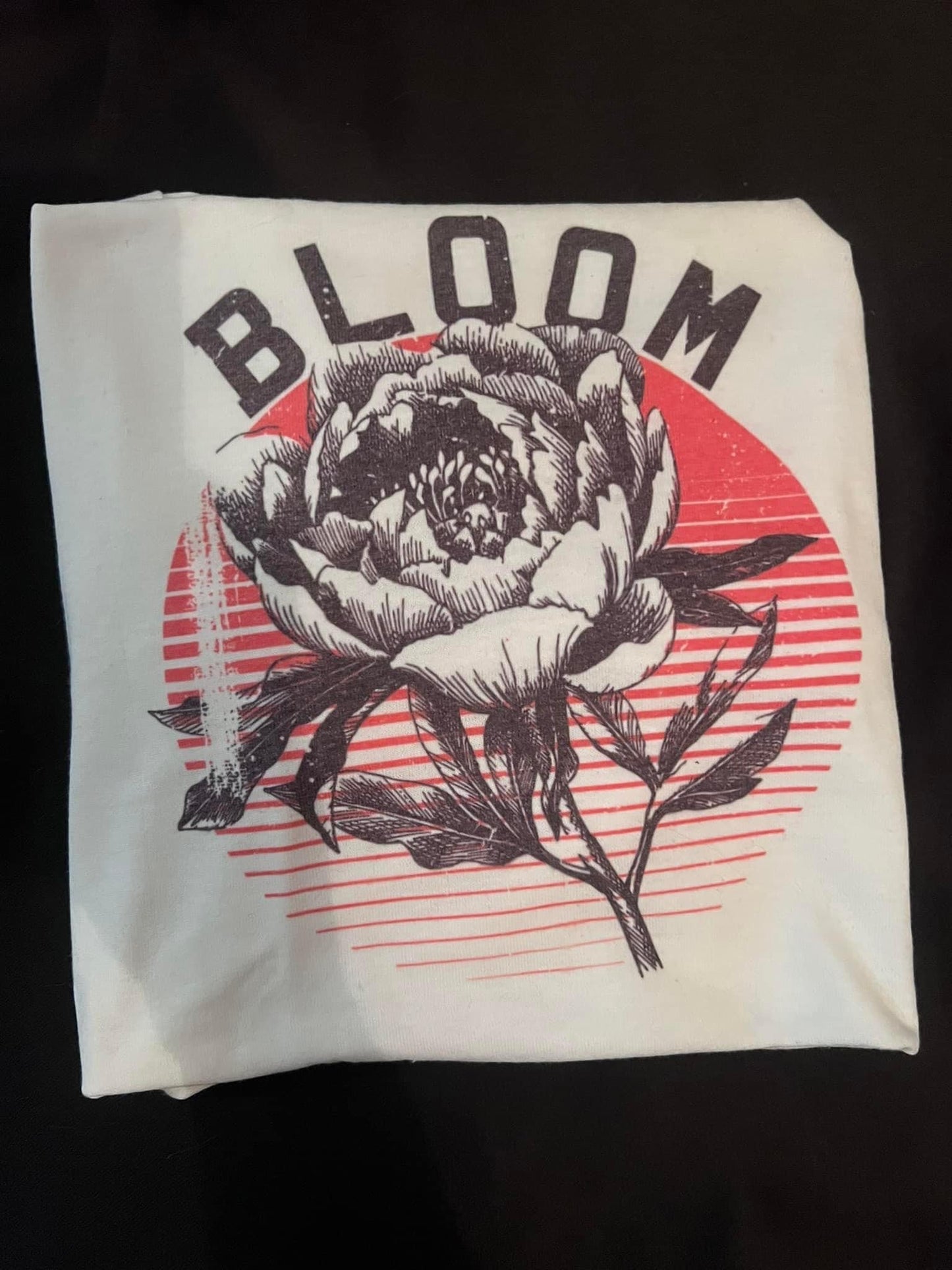 Bloom Retro Rose